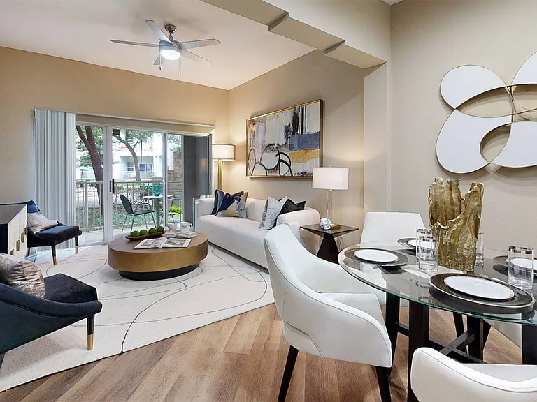 Delante Apartments — Photo 3