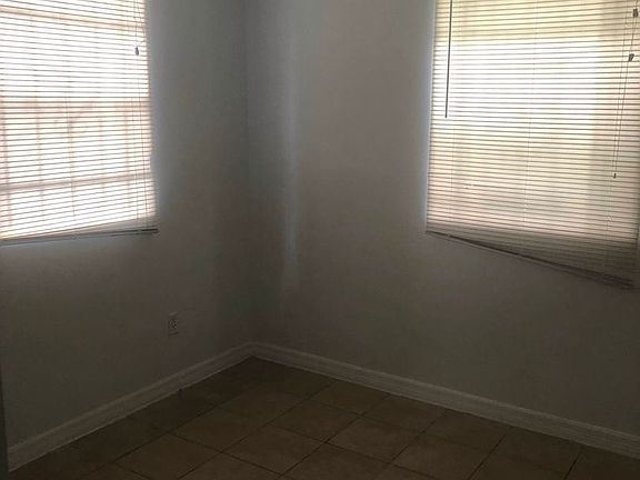 5th image of 1579 W 23rd St #11555086