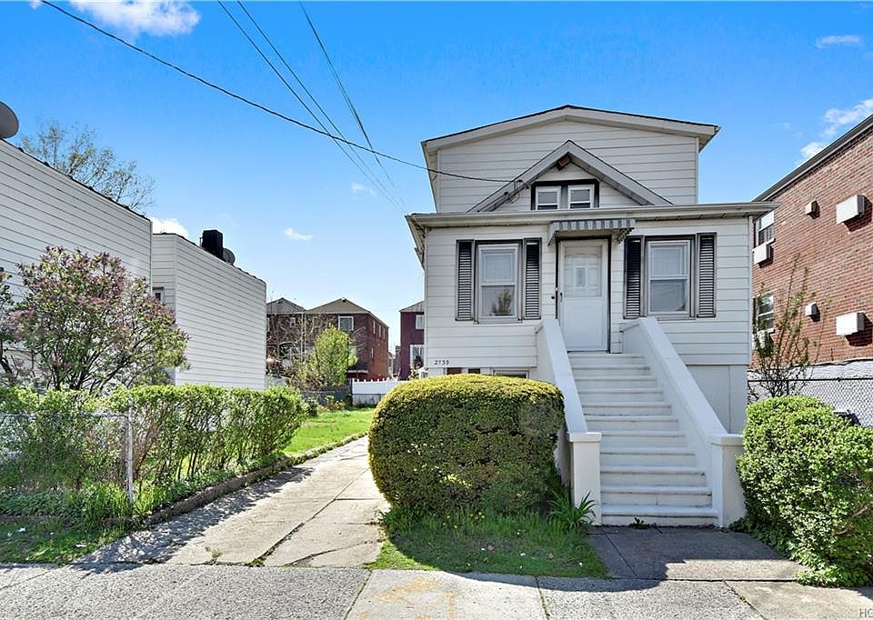 1st image of 2739 Yates Ave