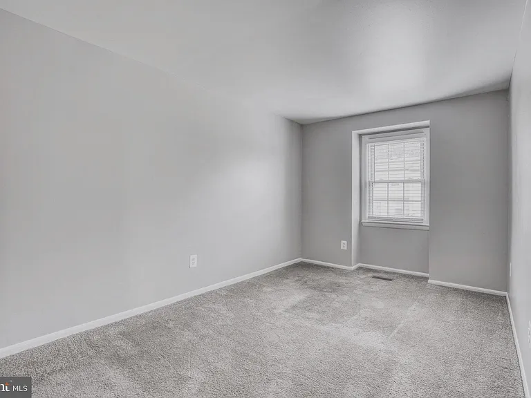 8 Beyda Ct #28 — Photo 10