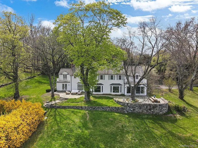 213 Baldwin Rd — Photo 4