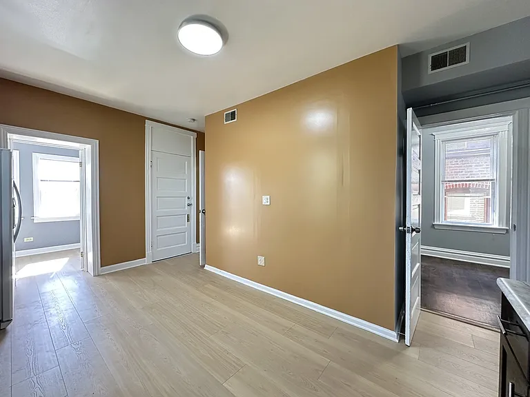 2713 W 16th St #4 — Photo 7