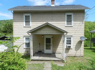 112 Number 3 Rd, Hooversville, PA 15936
