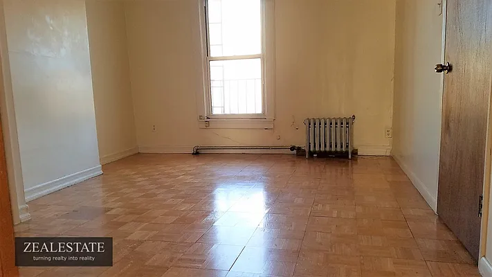 Rented by ZealEstate Group Inc | media 28