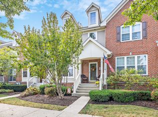 483 E Railroad Ave, Bartlett, IL 60103