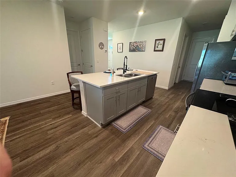 2615 Kinsale Ln — Photo 4