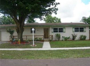 4811 SW 11th St, Plantation, FL 33317