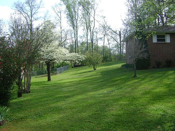 4th image of 3364 Dougs Dr