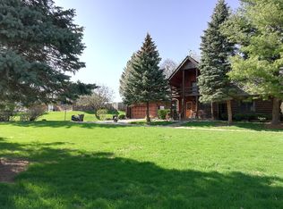 N3211 Highland Dr, Lake Geneva, WI 53147