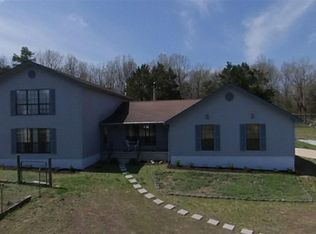 241 Little Pond Dr, Mountain View, AR 72560