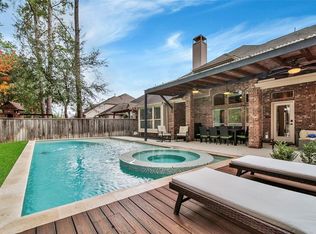 98 N Pinto Point Cir, Spring, TX 77389