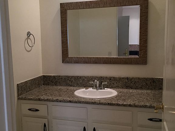 3rd image of 1064 S Shenandoah St APT 103