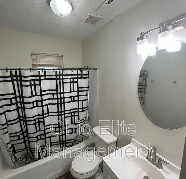 48 N Eureka Ave — Photo 7