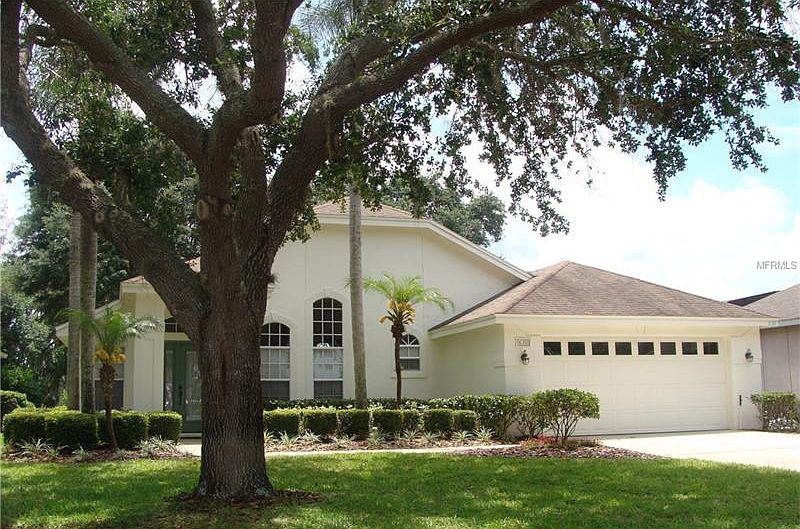1st image of 630 Lakeworth Cir