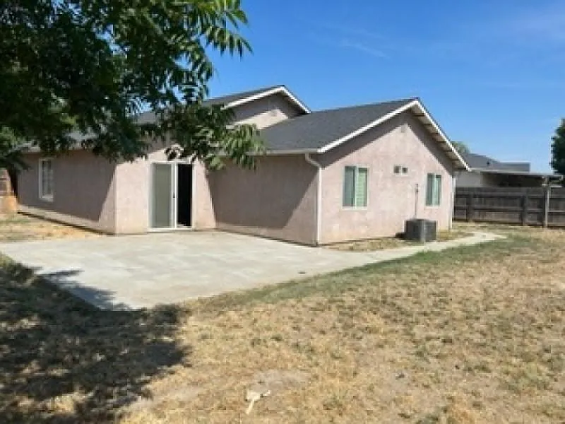 228 Cumberland St photo 1