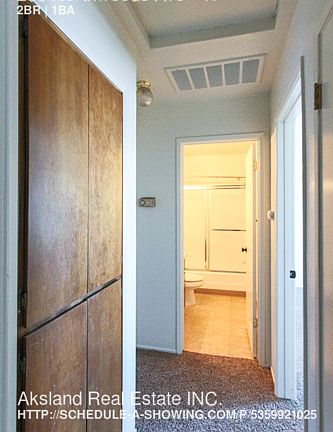 5th image of 200 Northwoods Ave APT 11