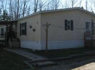 28 Starlight Dr, Wales, ME 04280
