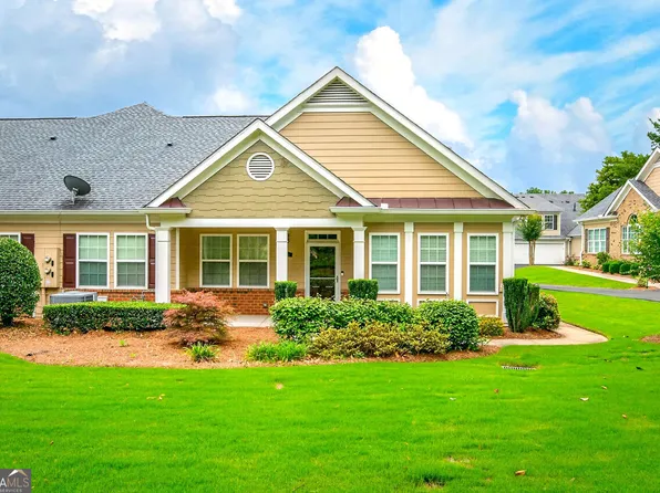 2711 Grapevine Cir #1501, Cumming, GA 30041