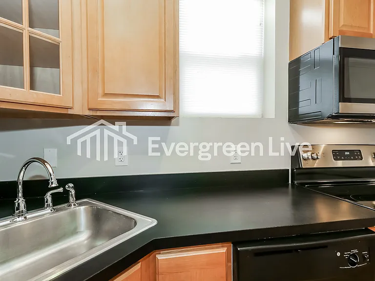 401 E Gittings St — Photo 5