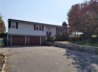 10 Dart St, Cranston, RI 02920