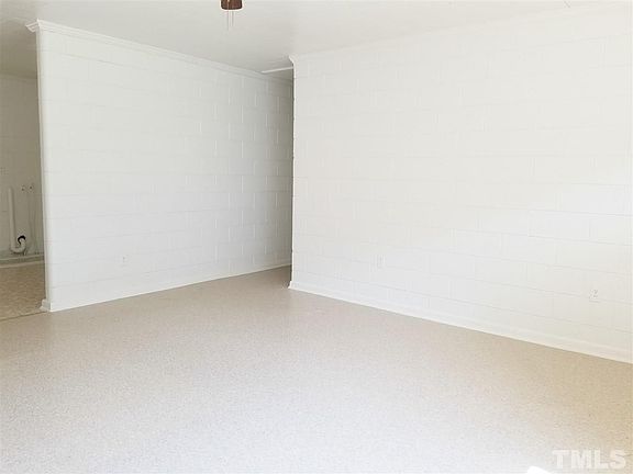 5th image of 2125 Faith Dr