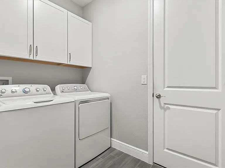 1020 River Otter Way — Photo 17