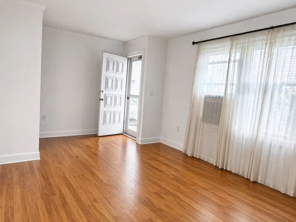 13 Ferris Ave #9, Norwalk, CT 06854