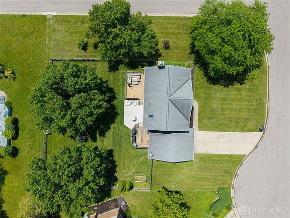 3rd image of 5256 Silverwood Ct