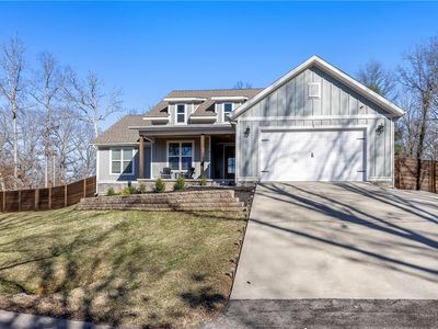 8 Beith Ln, Bella Vista, AR, 72715
