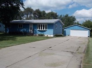 809 Warren St, Marshalltown, IA 50158