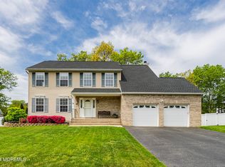 11 Nancy St, Howell, NJ 07731