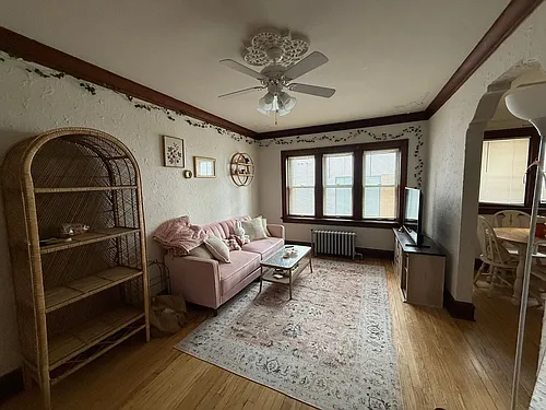 1628 Franklin Photo 1