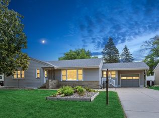 20670 Holiday Ave, Lakeville, MN 55044