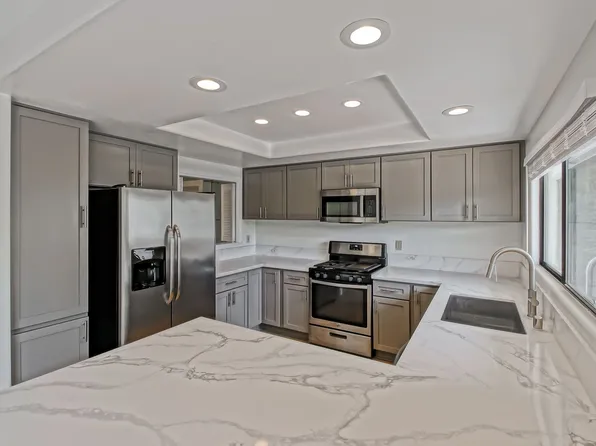23 Coronado Ct, Manhattan Beach, CA 90266