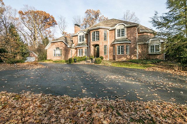 1st image of 5825 Coachman Ct