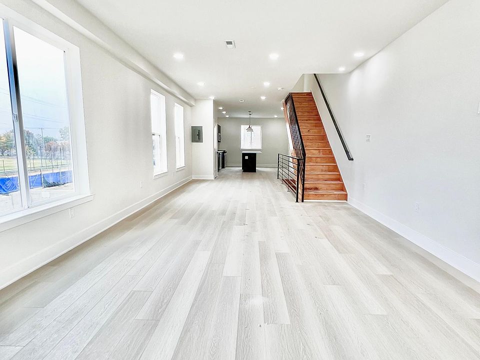 1st image of 2500 E Tioga St #2B