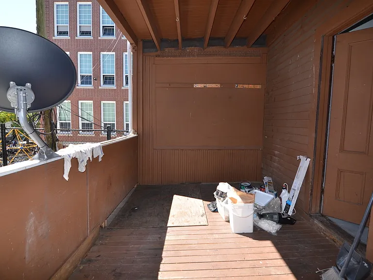 253 Paris St #1 — Photo 15