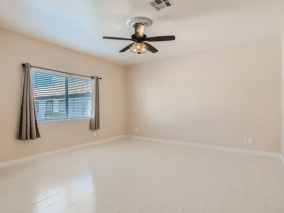 4th image of 6905 Squaw Mountain Dr Unit 204
