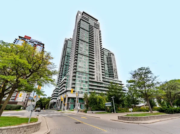 70 Town Centre Ct Penthouse 3604, Toronto, ON M1P 0B2