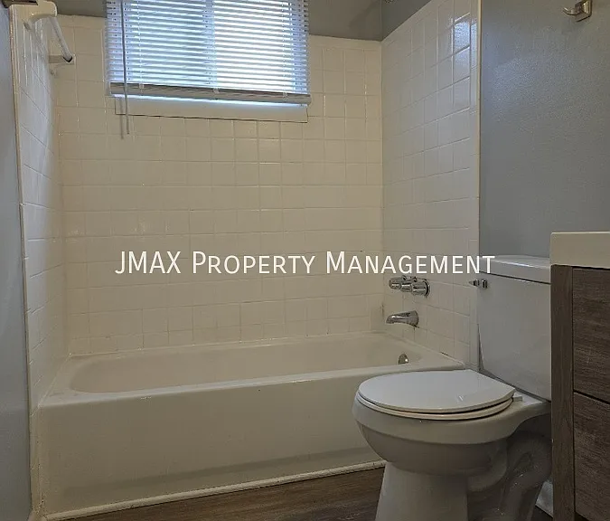 1331 Main St SW #1331 MAIN ST SW — Photo 7