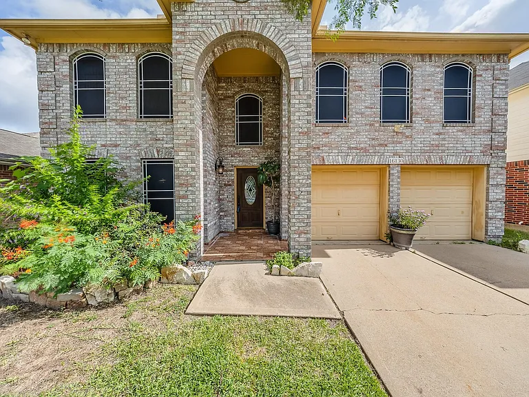 16130 Coleburn Dr — Photo 4