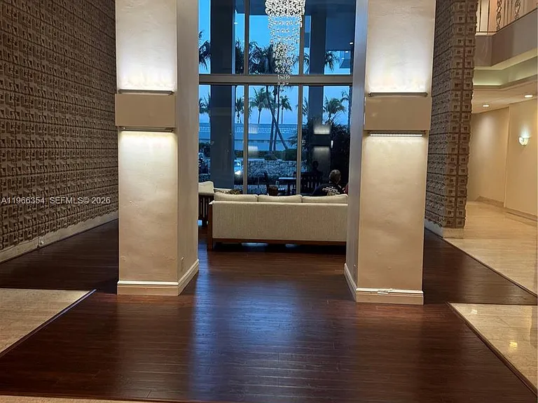 2899 Collins Ave #936 — Photo 15