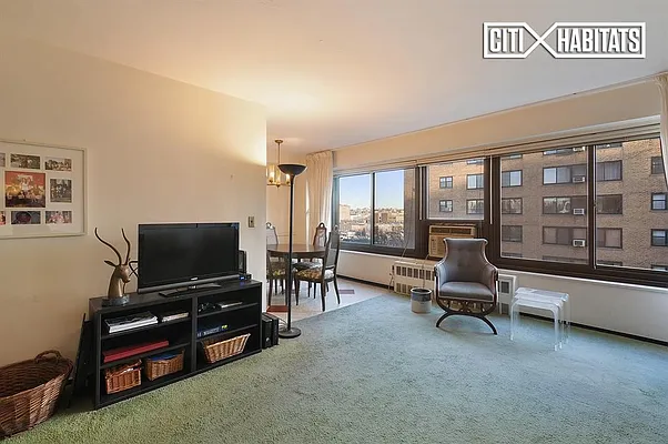 Sold by Citi Habitats | media 21