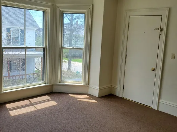 49 Franklin, 49 Franklin St APT 4, Keene, NH 03431