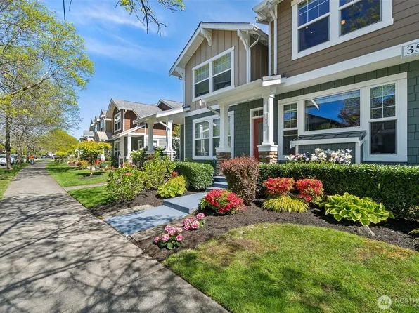 35221 SE Kinsey Street #103, Snoqualmie, WA 98065