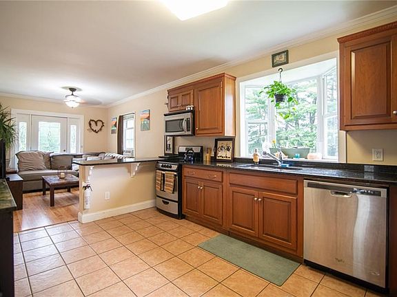 Open Kitchen/Living Room