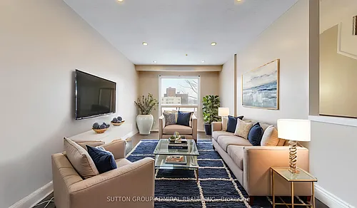 64 Bronte St S #8 Photo 1