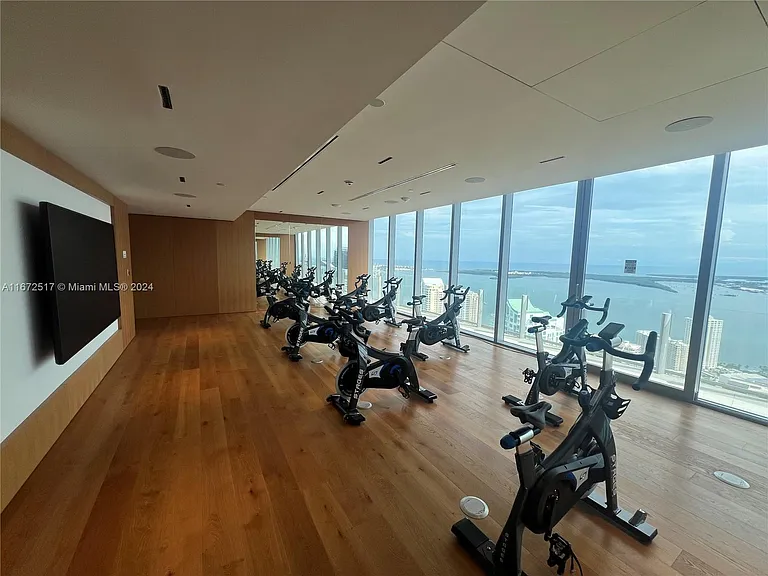 300 S Biscayne Blvd #806E — Photo 26