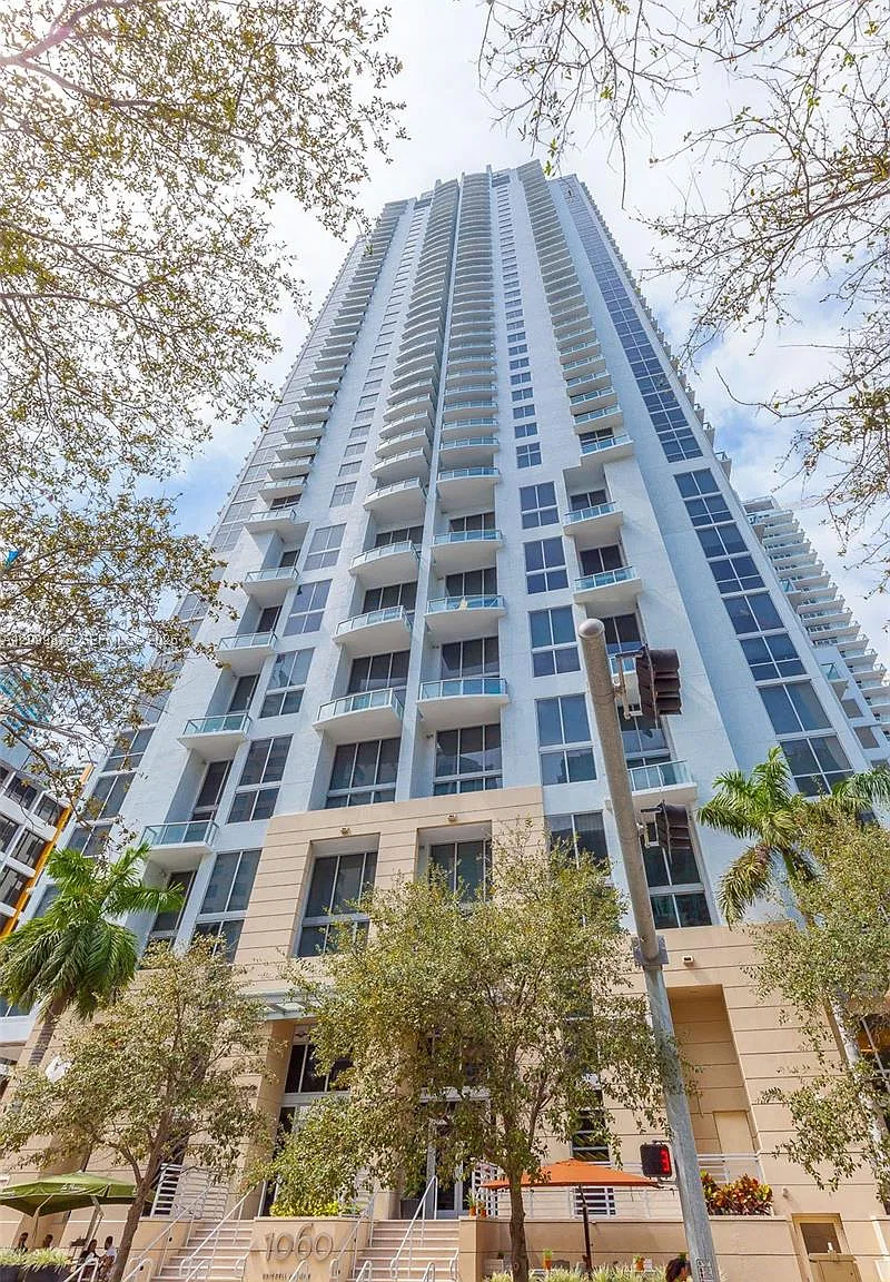 1060 Brickell — Photo 1