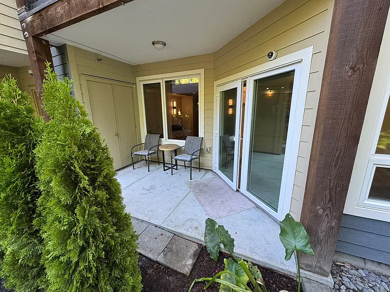 18707 SE Newport Way #111 — Photo 30